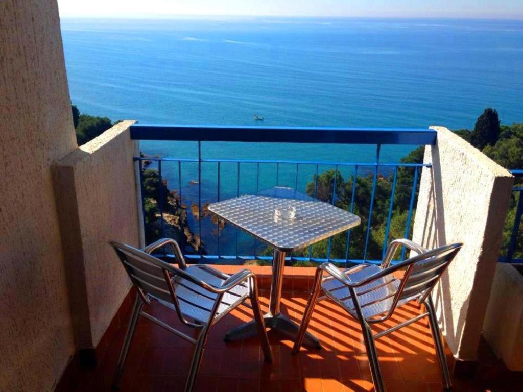 Corpus A - Hotel Albatros Ulcinj Bagian luar foto