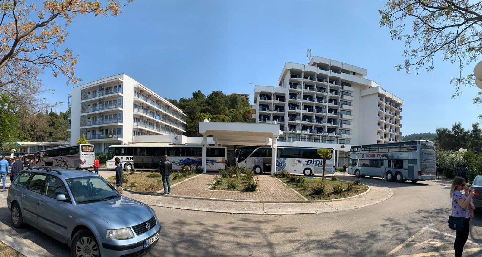 Corpus A - Hotel Albatros Ulcinj Bagian luar foto